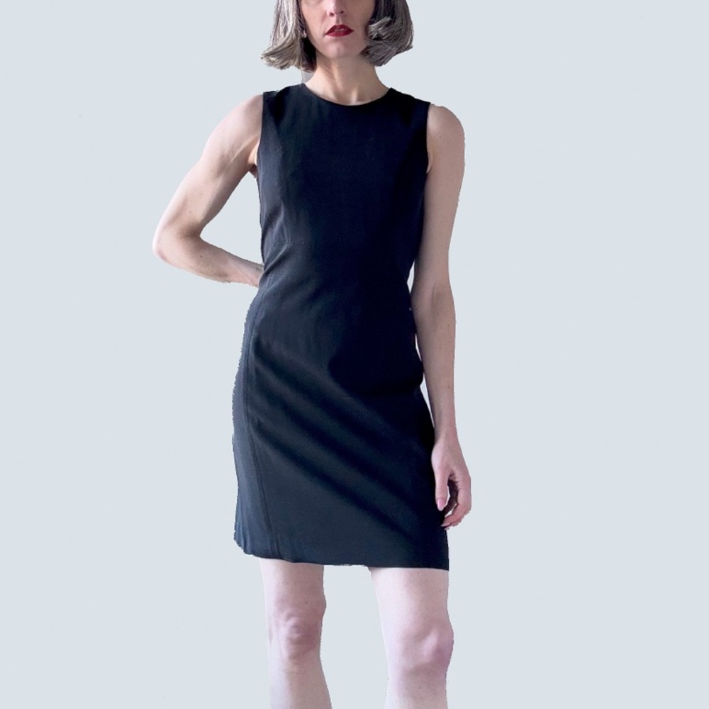 Black Sleeveless Theory Dress